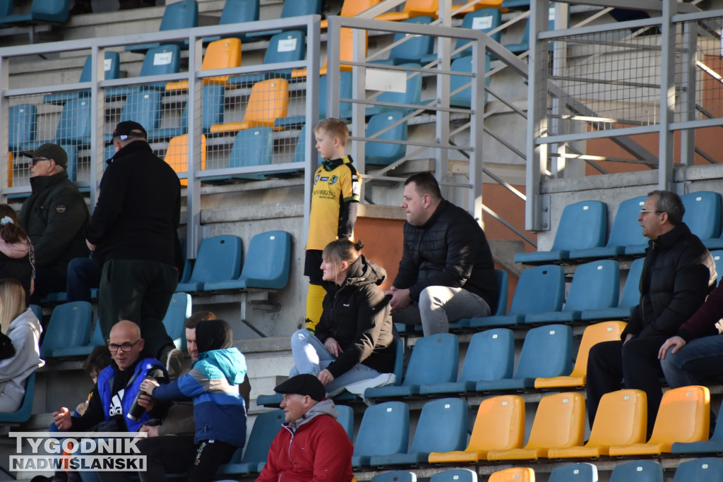 Zdjęcia kibiców na meczu Siarka - Chełmianka