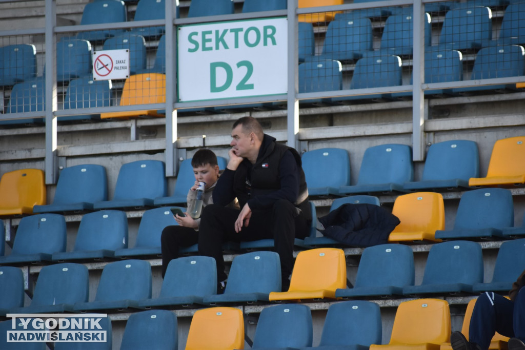 Zdjęcia kibiców na meczu Siarka - Chełmianka