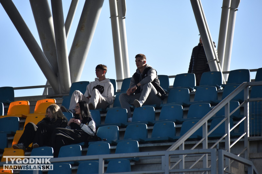 Zdjęcia kibiców na meczu Siarka - Chełmianka