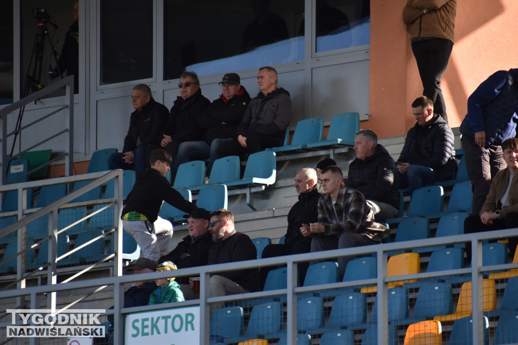 Zdjęcia kibiców na meczu Siarka - Chełmianka