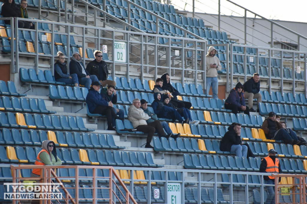 Zdjęcia kibiców na meczu Siarka - Chełmianka