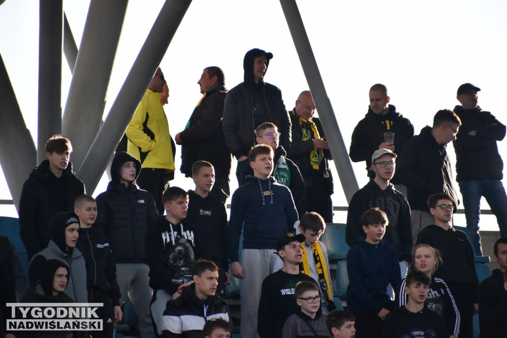 Zdjęcia kibiców na meczu Siarka - Chełmianka