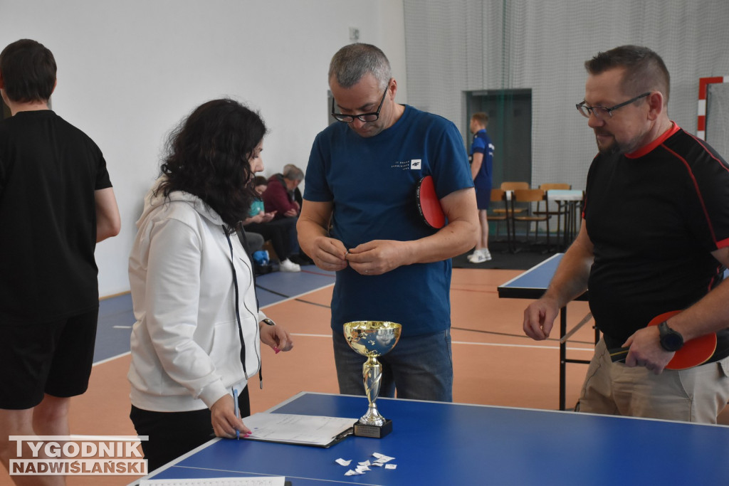 Turniej tenisa stołowego w Chmielowie