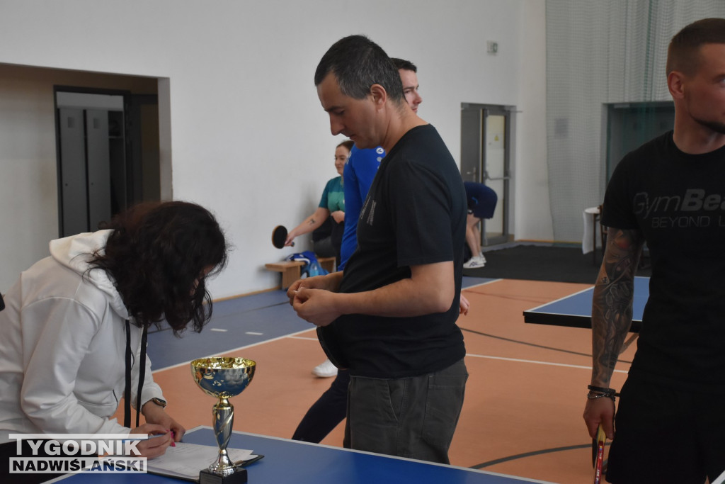 Turniej tenisa stołowego w Chmielowie