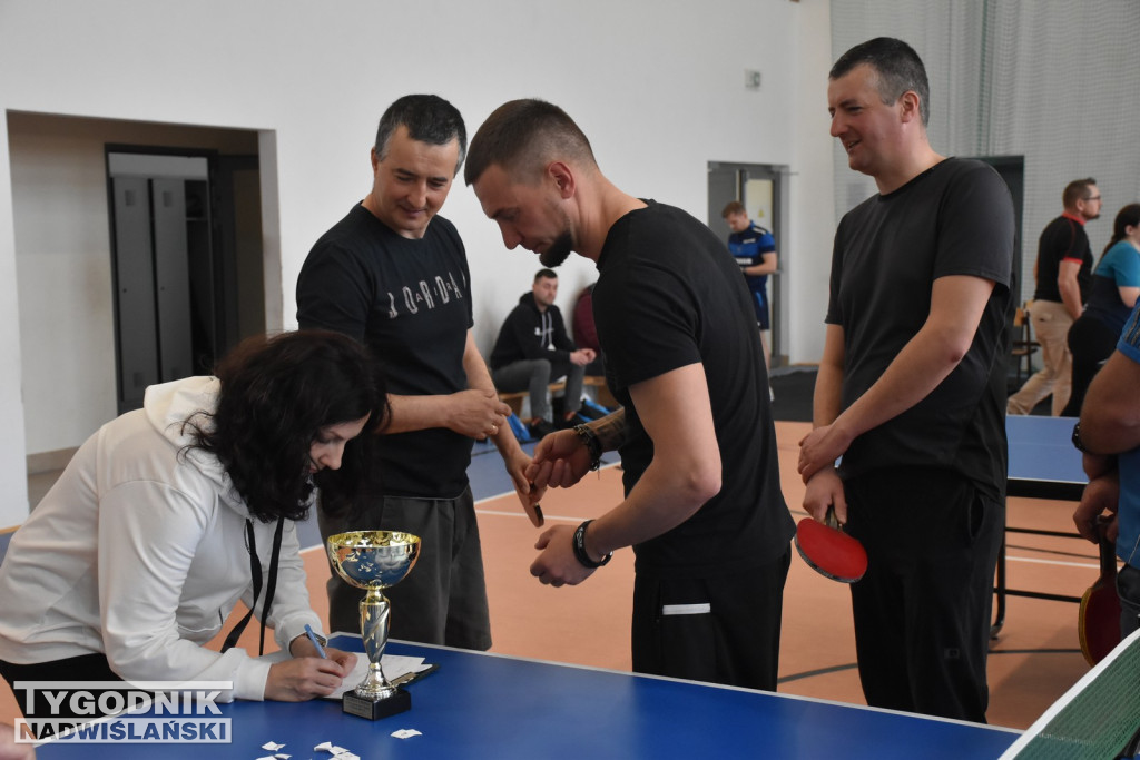 Turniej tenisa stołowego w Chmielowie