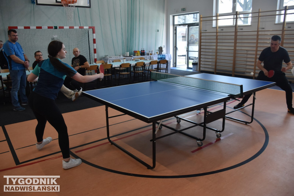 Turniej tenisa stołowego w Chmielowie