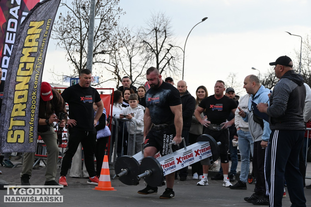 Zawody strongman w Tarnobrzegu