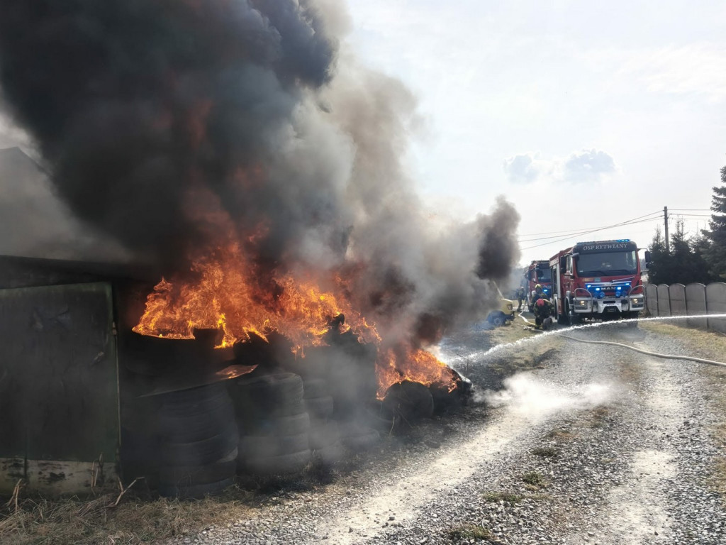 Pożar opon w Rytwianach