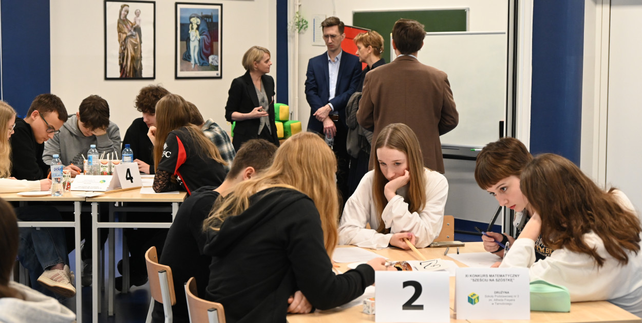 Matematyczne wyzwania w Tarnobrzegu. Za nami XI edycja konkursu „6 na 6”