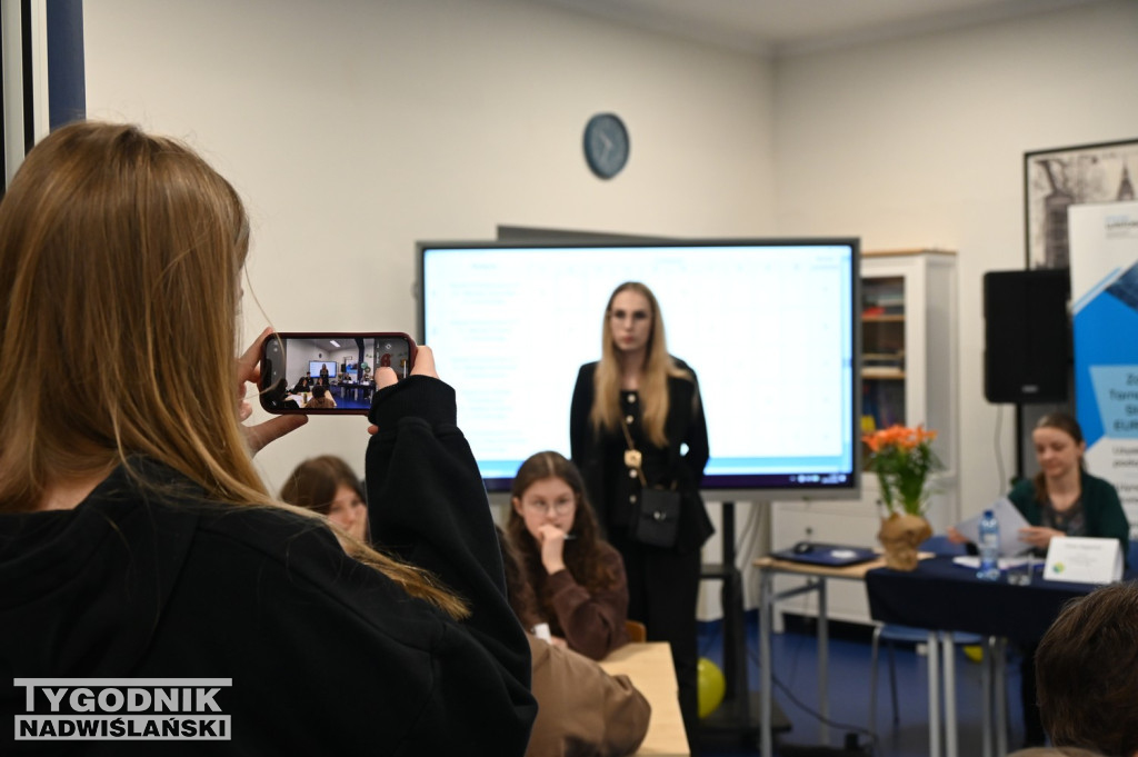 Matematyczne wyzwania w Tarnobrzegu. Za nami XI edycja konkursu „6 na 6”