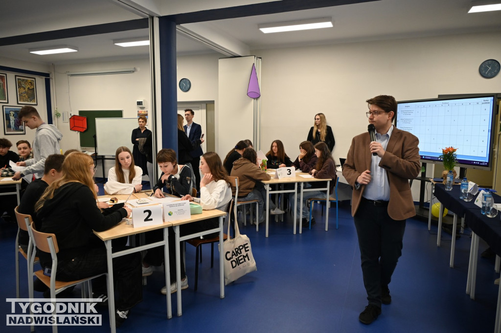 Matematyczne wyzwania w Tarnobrzegu. Za nami XI edycja konkursu „6 na 6”