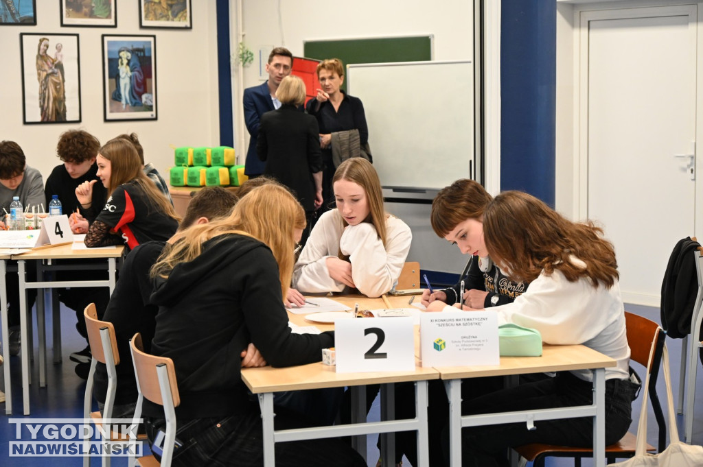 Matematyczne wyzwania w Tarnobrzegu. Za nami XI edycja konkursu „6 na 6”
