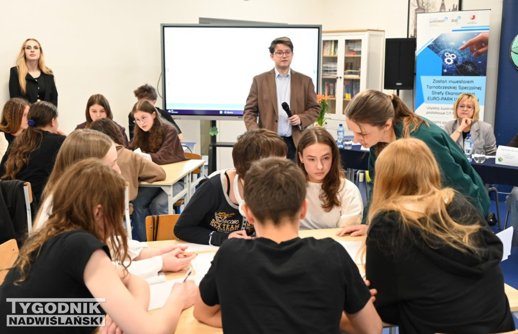 Matematyczne wyzwania w Tarnobrzegu. Za nami XI edycja konkursu „6 na 6”