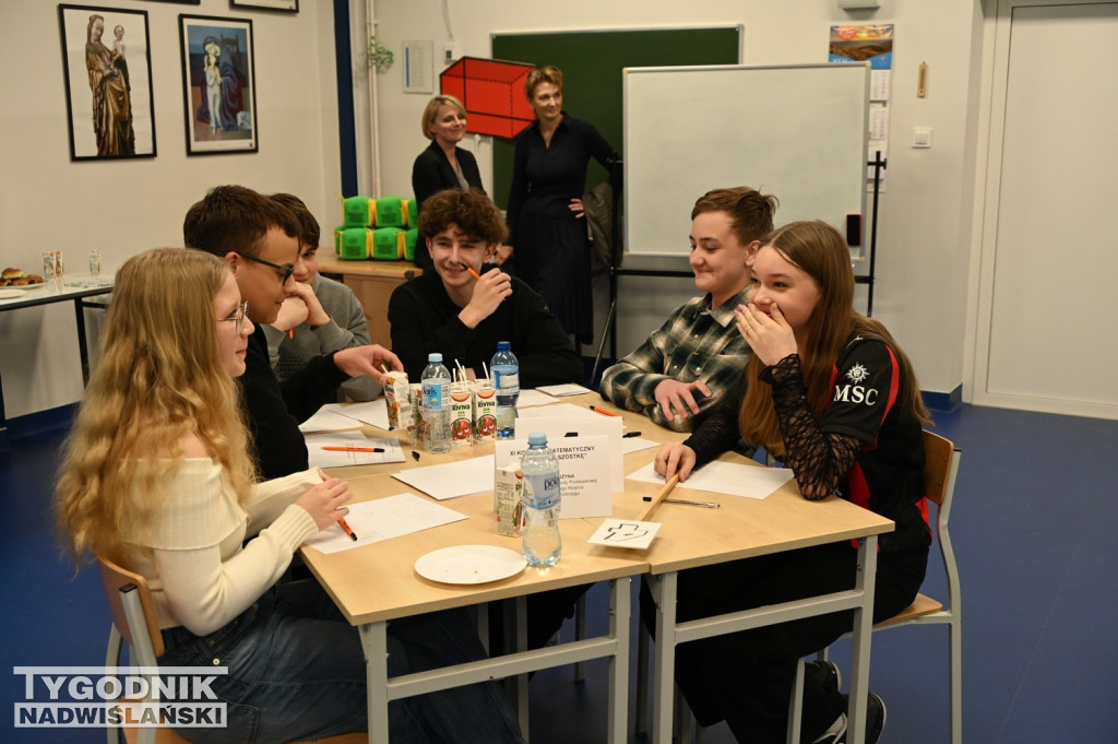 Matematyczne wyzwania w Tarnobrzegu. Za nami XI edycja konkursu „6 na 6”