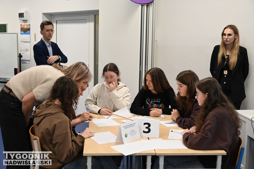 Matematyczne wyzwania w Tarnobrzegu. Za nami XI edycja konkursu „6 na 6”