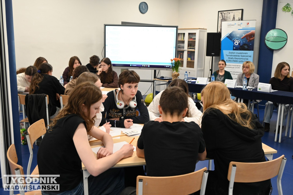 Matematyczne wyzwania w Tarnobrzegu. Za nami XI edycja konkursu „6 na 6”