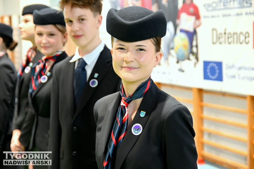 Ślubowanie uczniów I klas Zespołu Szkół nr 1 w Tarnobrzegu