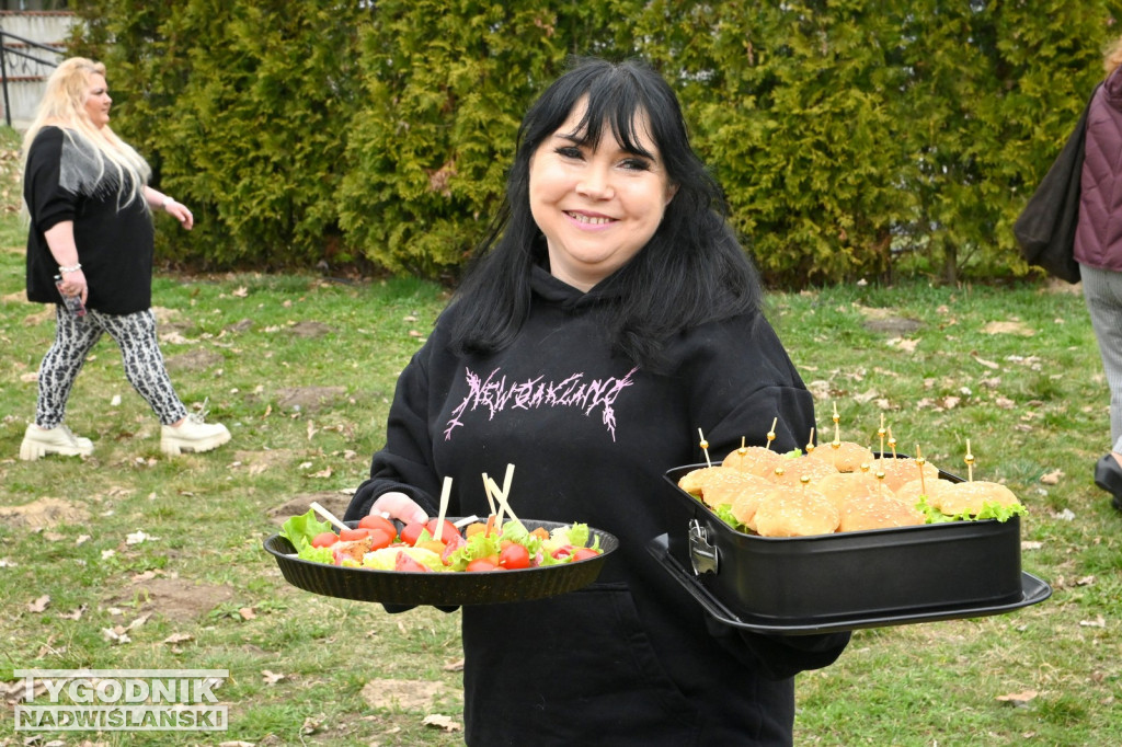 Piknik dla Schroniska u Machowiaków w Tarnobrzegu