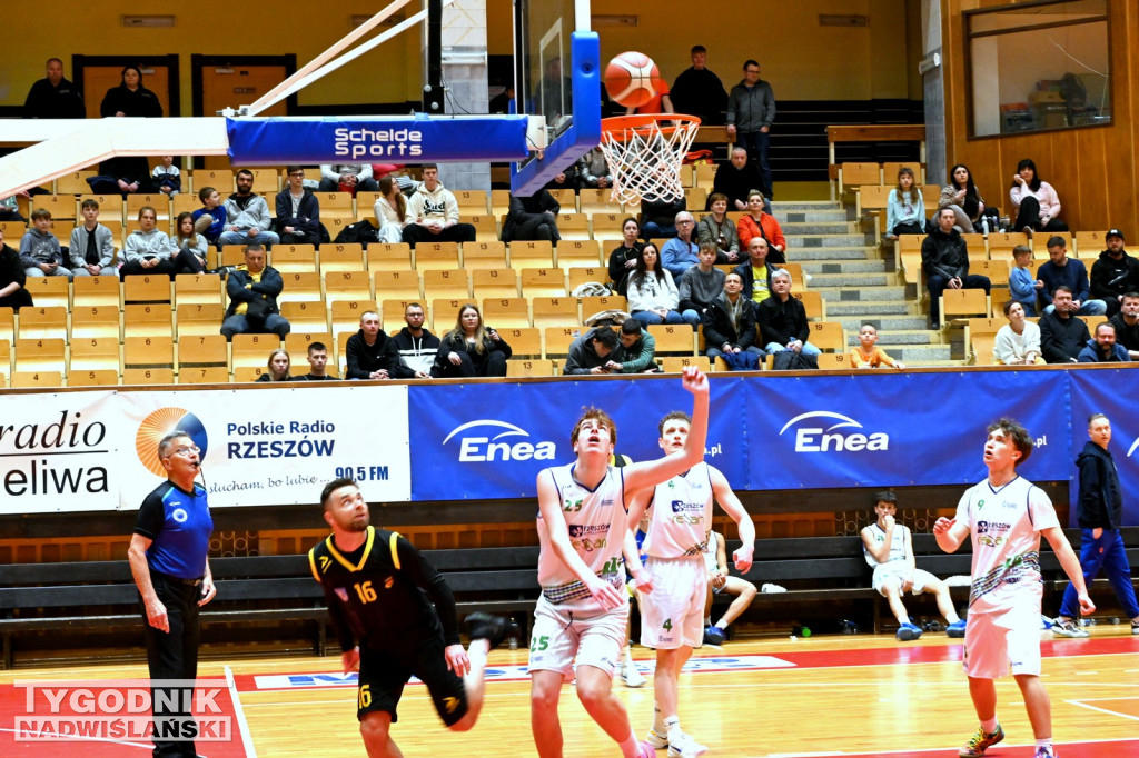 Wygrana MKKS Siarka Tarnobrzeg z AZS Politechniką Rzeszów