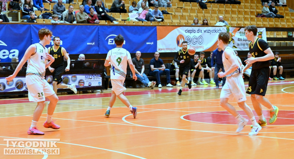 Wygrana MKKS Siarka Tarnobrzeg z AZS Politechniką Rzeszów