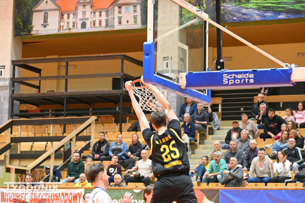 Wygrana MKKS Siarka Tarnobrzeg z AZS Politechniką Rzeszów