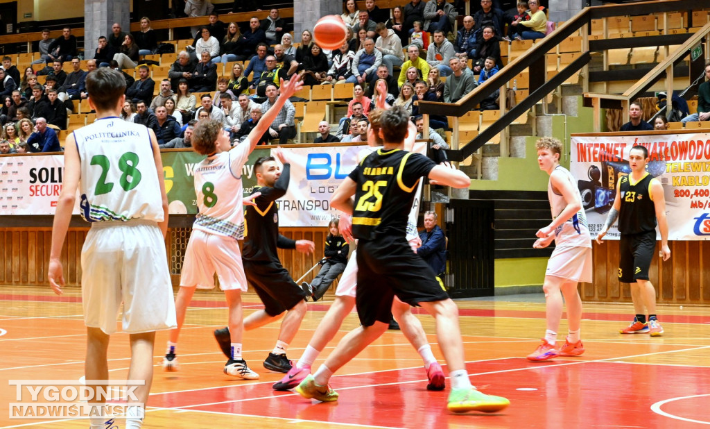 Wygrana MKKS Siarka Tarnobrzeg z AZS Politechniką Rzeszów
