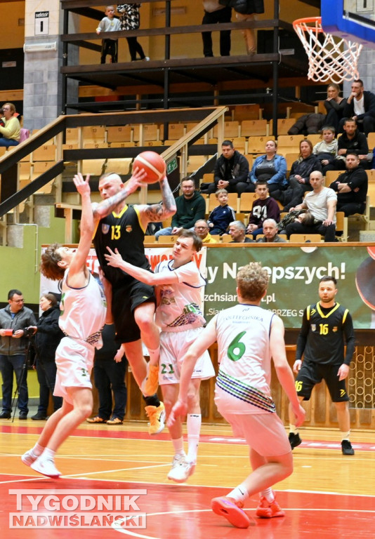 Wygrana MKKS Siarka Tarnobrzeg z AZS Politechniką Rzeszów