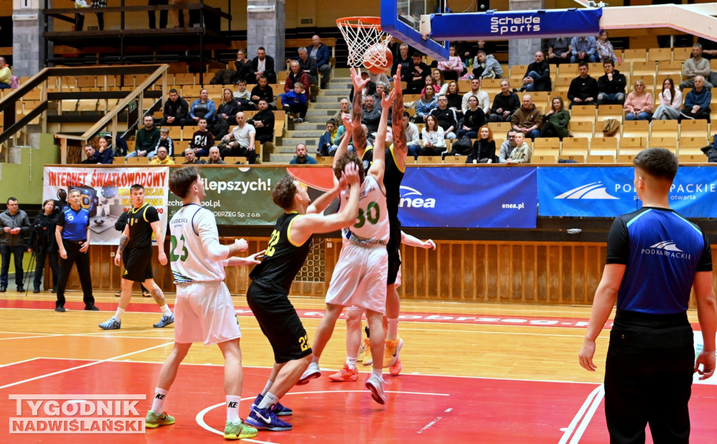 Wygrana MKKS Siarka Tarnobrzeg z AZS Politechniką Rzeszów