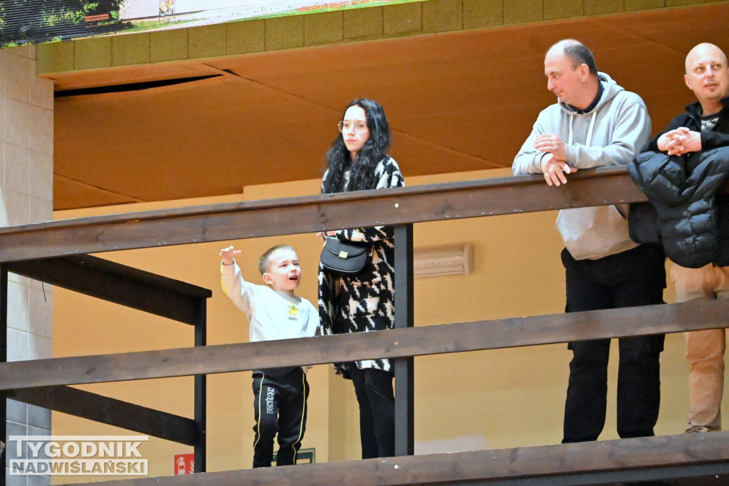 Kibice na meczu koszykarzy Siarki Tarnobrzeg