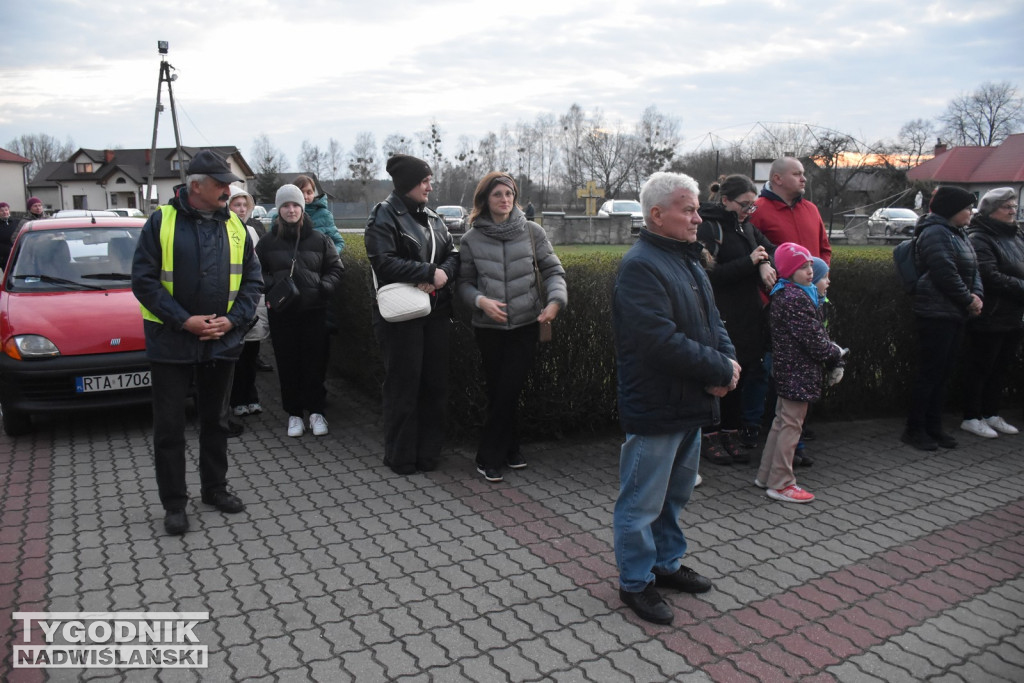Plenerowa Droga Krzyżowa w Jadachach