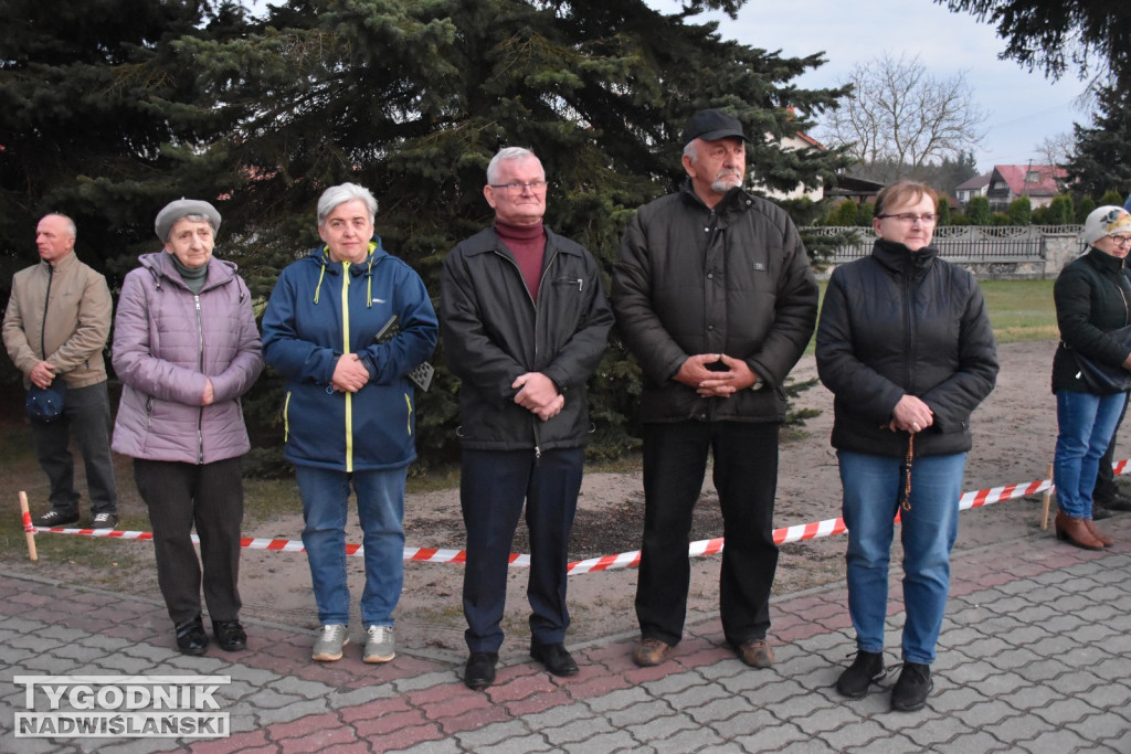 Plenerowa Droga Krzyżowa w Jadachach
