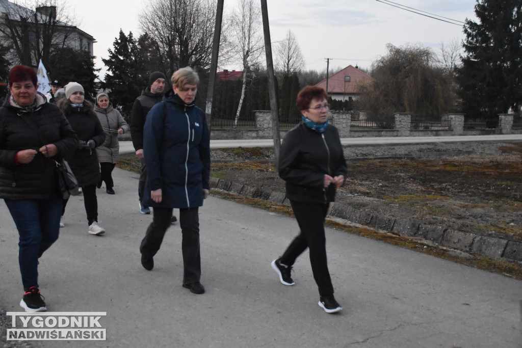 Plenerowa Droga Krzyżowa w Jadachach