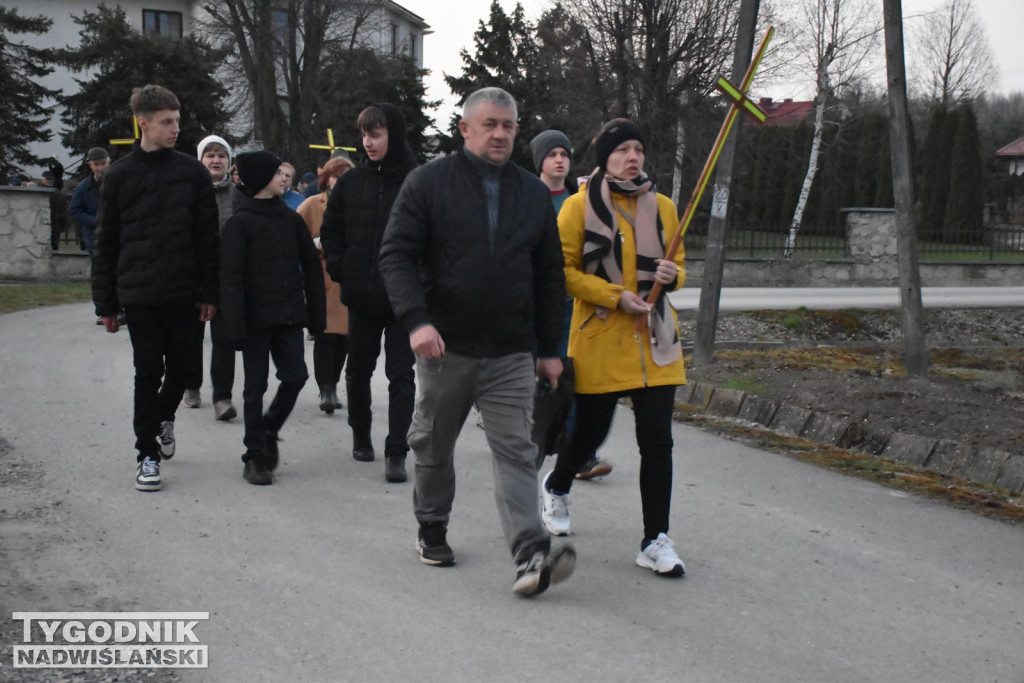 Plenerowa Droga Krzyżowa w Jadachach