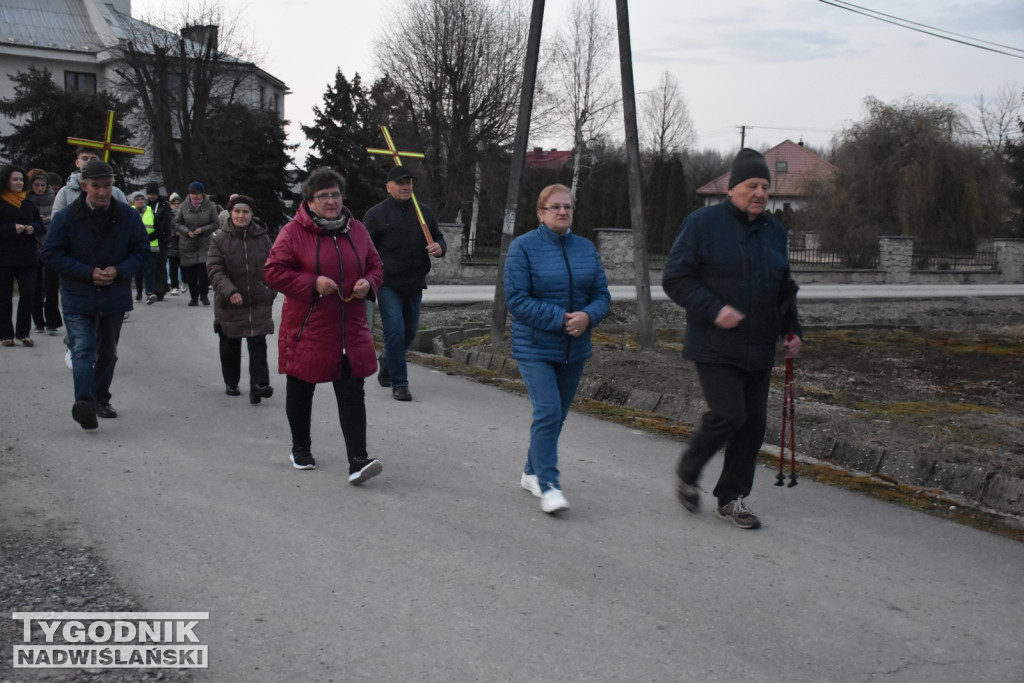 Plenerowa Droga Krzyżowa w Jadachach