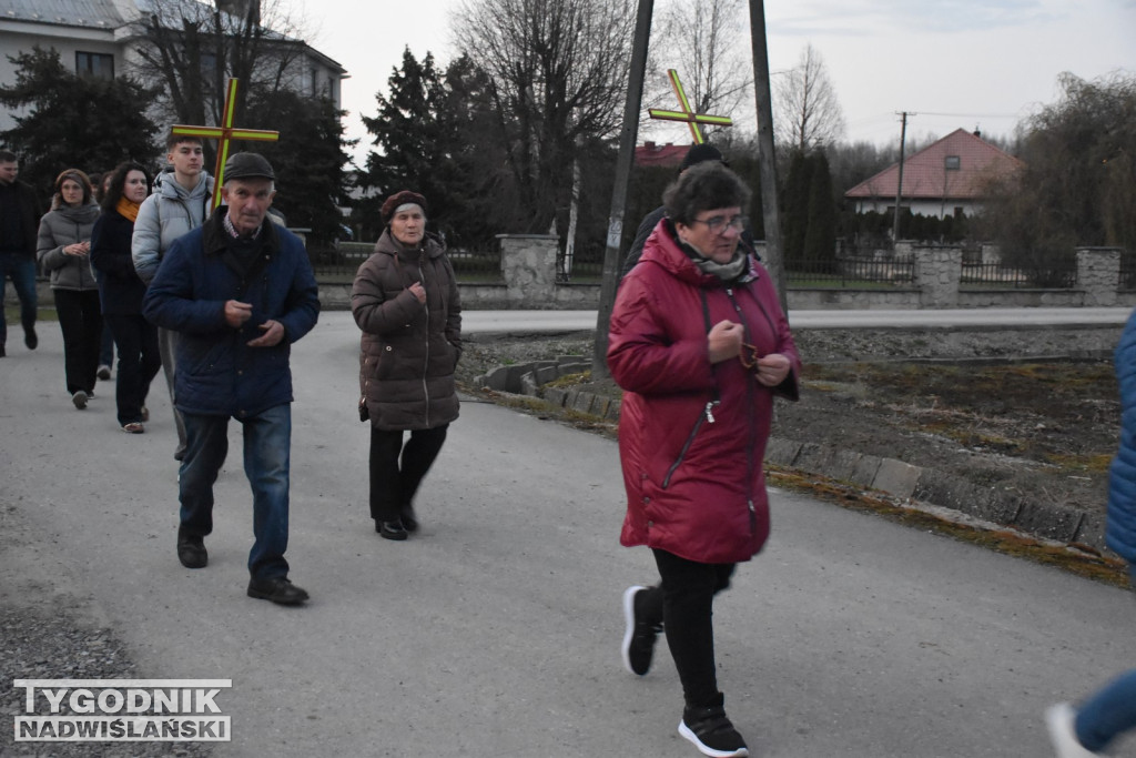 Plenerowa Droga Krzyżowa w Jadachach