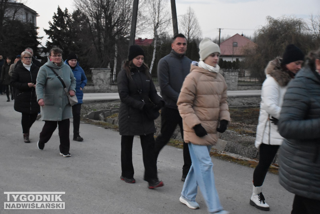 Plenerowa Droga Krzyżowa w Jadachach