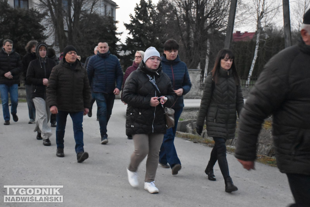 Plenerowa Droga Krzyżowa w Jadachach