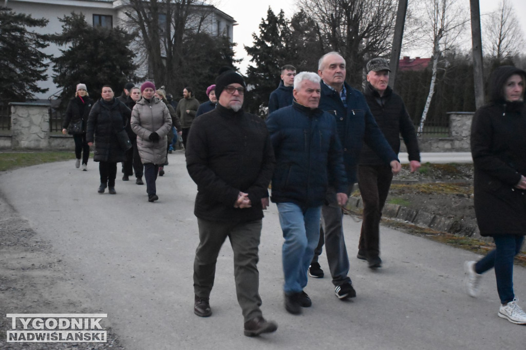 Plenerowa Droga Krzyżowa w Jadachach