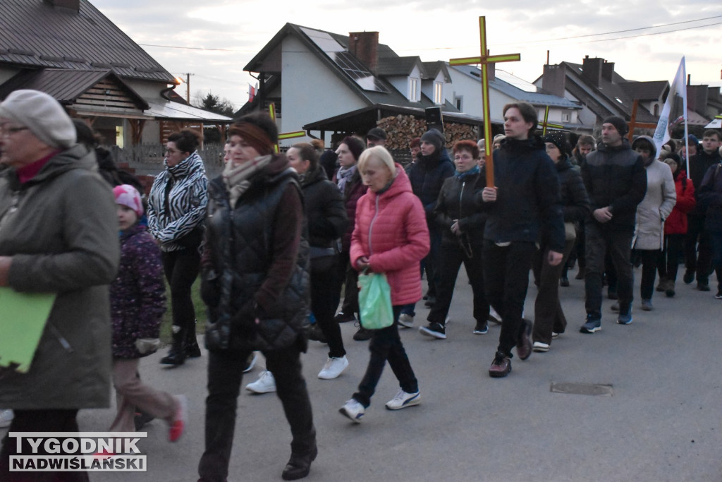 Plenerowa Droga Krzyżowa w Jadachach