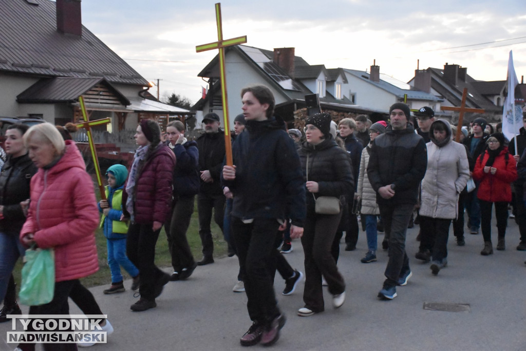 Plenerowa Droga Krzyżowa w Jadachach