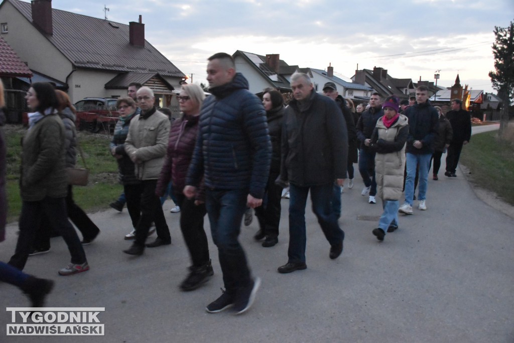 Plenerowa Droga Krzyżowa w Jadachach