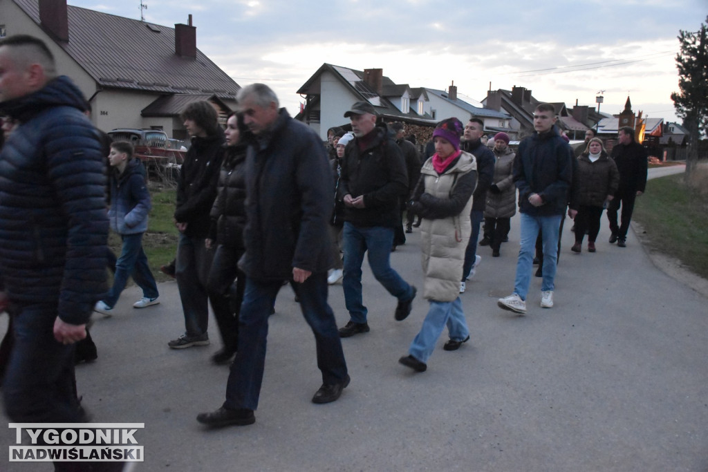 Plenerowa Droga Krzyżowa w Jadachach