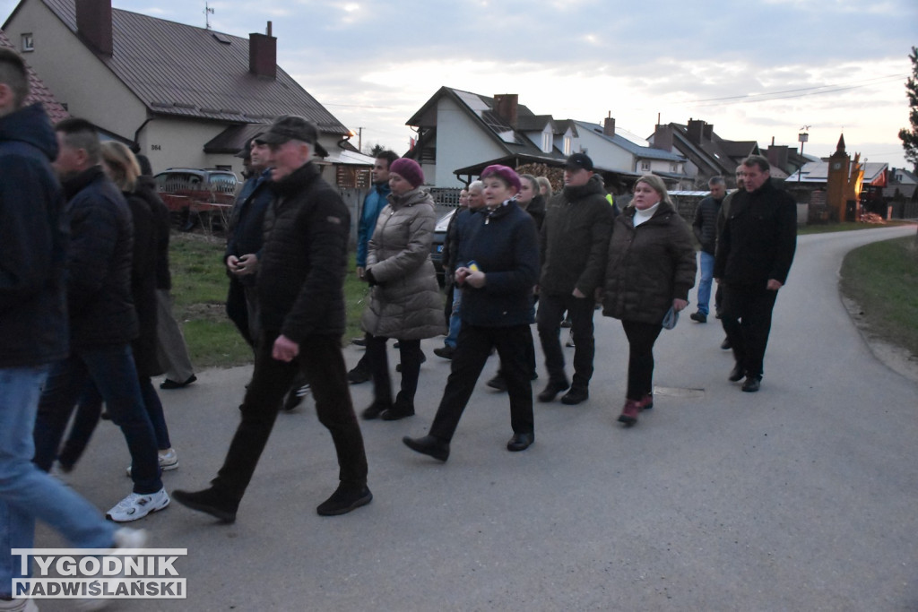 Plenerowa Droga Krzyżowa w Jadachach