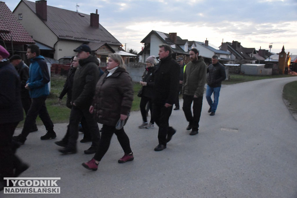 Plenerowa Droga Krzyżowa w Jadachach