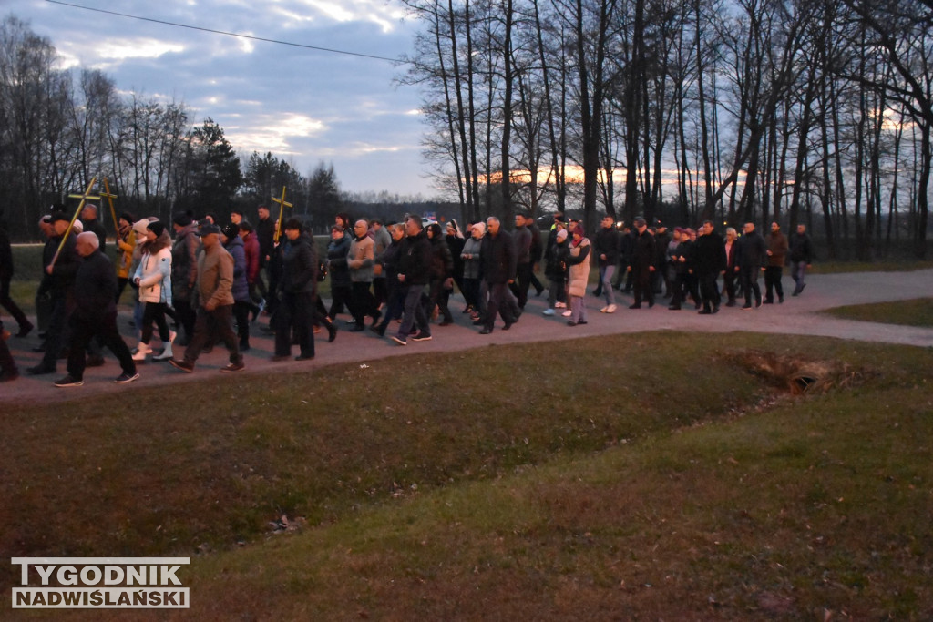 Plenerowa Droga Krzyżowa w Jadachach