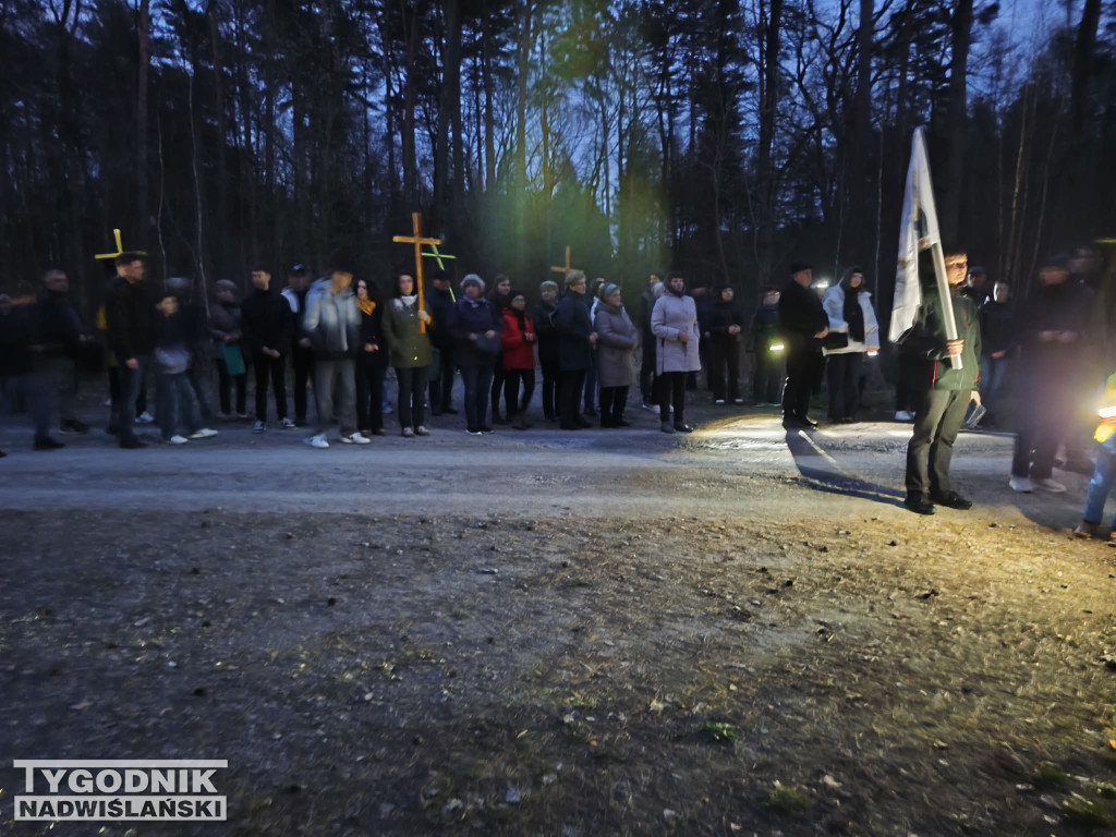 Plenerowa Droga Krzyżowa w Jadachach
