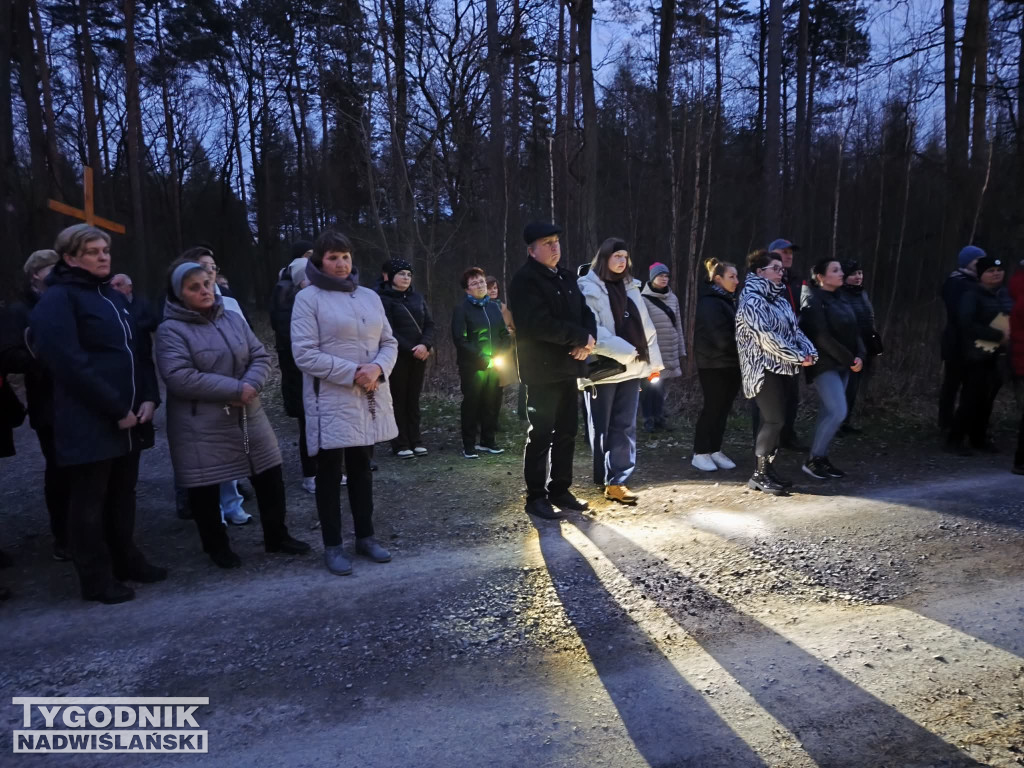 Plenerowa Droga Krzyżowa w Jadachach