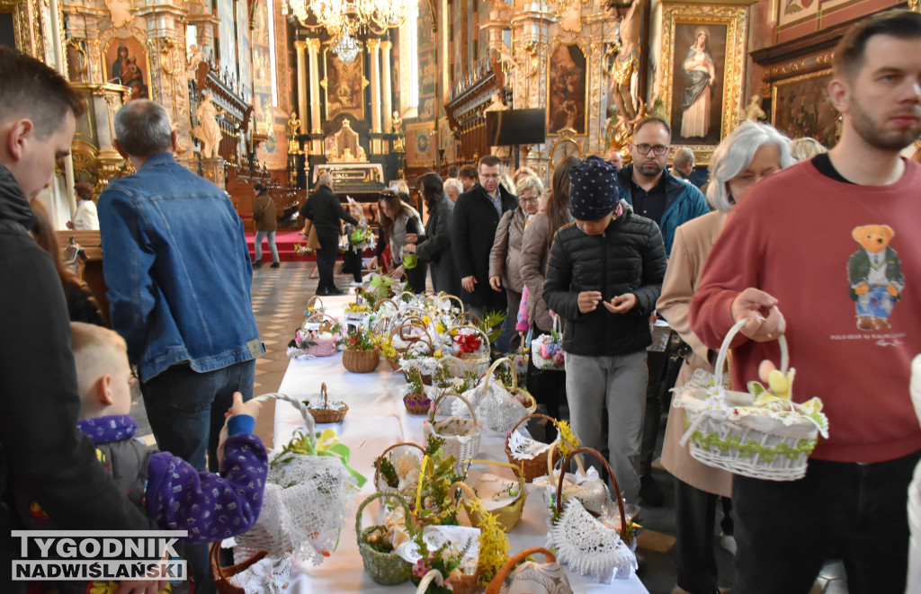 Święcenie pokarmów w sandomierskich kościołach