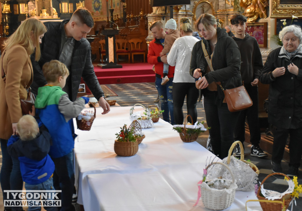 Święcenie pokarmów w sandomierskich kościołach