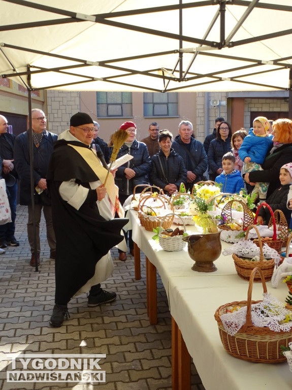 Święcenie pokarmów u Dominikanów w Tarnobrzegu